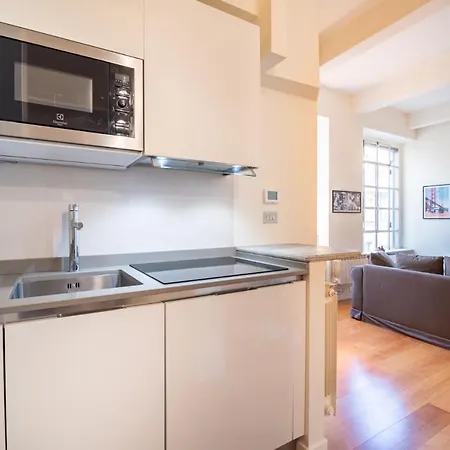 Apartment Easylife - Luminoso Bilocale In Zona Garibaldi *