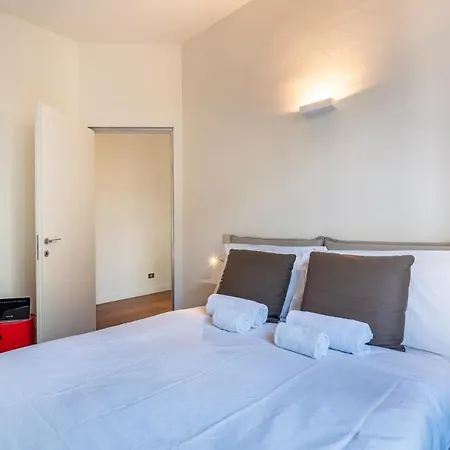 Apartment Easylife - Luminoso Bilocale In Zona Garibaldi Milan